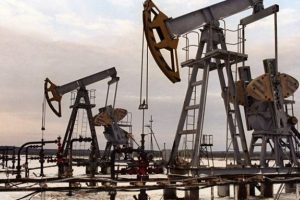 Petrol fiyatları d&uuml;ş&uuml;şte