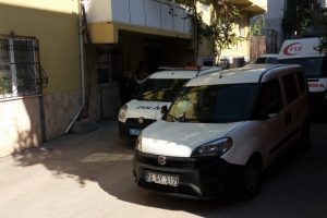 Bursa'da madde bağımlısı gen&ccedil; ailesine kızdı, kendini odaya kilitledi