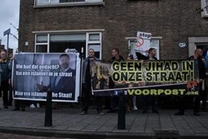 Hollanda'da İslam karşıtı g&ouml;steri