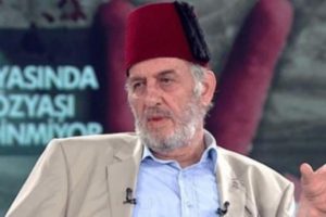 Kadir Mısıroğlu: Heykellerin k&ouml;pek leşi gibi s&uuml;r&uuml;klendiğini g&ouml;receksiniz