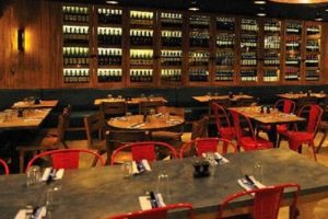 &Ccedil;ıplak Şef'in İstanbul'daki restoranı iflas etti