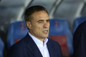 Yanal, savunmadaki karışıklığı giderecek