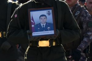 Şehit Y&uuml;zbaşı Erdal'ın ismi &ouml;l&uuml;ms&uuml;zleşti