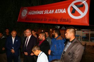 Romanlardan "D&uuml;ğ&uuml;n&uuml;mde silah atma" projesi