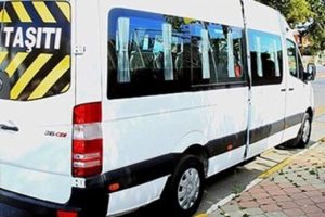 Anaokulu &ouml;ğrencisi servis aracında unutuldu