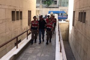 Bursa'da &ccedil;alıntı motosikleti &ccedil;almaya &ccedil;alışırken vurulan gencin katili yakalandı