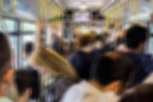 Metrob&uuml;ste iğren&ccedil; taciz! 'Beni tanırsın, ben oyuncuyum'