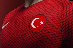 Milli Takım'da iki isim kadro dışı!