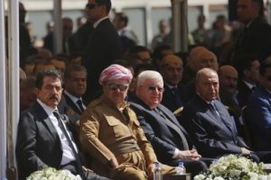 Barzani, Talabani'nin cenazesinde g&ouml;r&uuml;nt&uuml;lendi