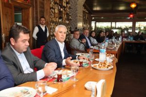 Bursa Nil&uuml;fer Belediye Başkanı Bozbey: El birliğiyle Nil&uuml;fer'i daha iyi yerlere getireceğiz