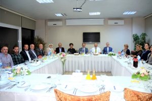 Bursa G&uuml;rsu'da Kent Konseyi'ne teşekk&uuml;r yemeği