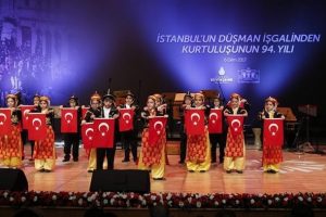 İstanbul'un kurtuluşunun 94. yıl d&ouml;n&uuml;m&uuml; kutlandı