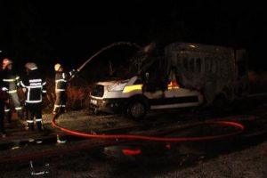 Ambulansta korkun&ccedil; olay! Hasta yanarak &ouml;ld&uuml;