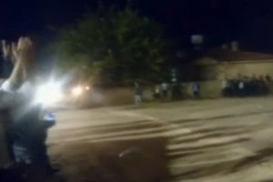 Tanklar alkışlar eşliğinde Suriye sınırında