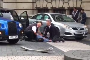 Londra'da cumartesi dehşeti!