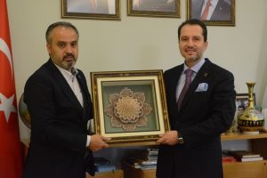 Bursa İneg&ouml;l Belediye Başkanı Aktaş: "Necmettin Erbakan gibi isimler kolay yetişmiyor"