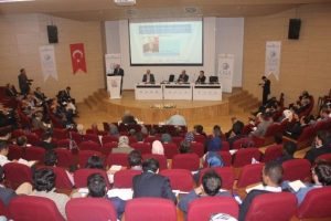 Uluslararası İslam D&uuml;nyası Sempozyumu başladı
