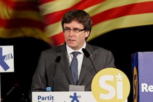 Katalonya Başkanı Puigdemont: "10 Ekim Salı g&uuml;n&uuml; bağımsızlığı ilan ediyoruz"