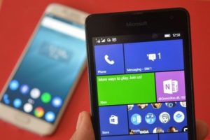 Windows Phone'a şirket i&ccedil;inden bir darbe daha geldi!