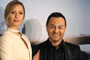 Serdar Orta&ccedil;-Chloe Loughnan &ccedil;iftinden şaşırtan hamle