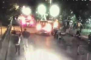 Hasta karşılama g&ouml;revlisine silahlı saldırı kamerada