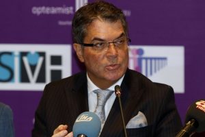 "K&ouml;k h&uuml;creyle gebelik 5-10 yıl i&ccedil;inde olabilir"