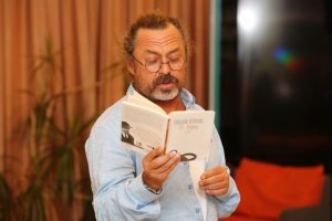 B&uuml;lent Emin Yarar, Bursa'da &ouml;ğrencilere "72. Koğuş"u okudu