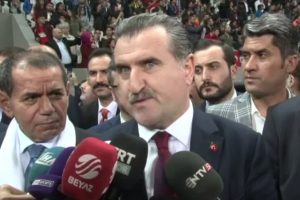 "Hayat bir m&uuml;cadele ve bu m&uuml;cadeleden hi&ccedil; yılmıyorlar"