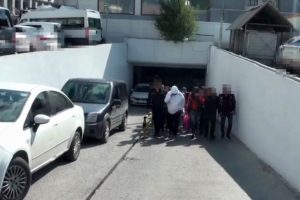 İstanbul'da uyuşturucu operasyonu: 12 g&ouml;zaltı