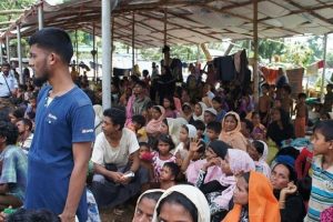Arakanlı M&uuml;sl&uuml;manlar i&ccedil;in 'g&uuml;venli b&ouml;lge' &ccedil;ağrısı