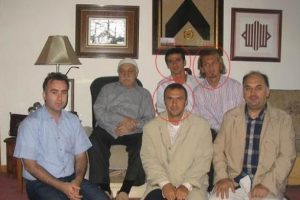 Bilgisayarından G&uuml;len'in eski futbolcularla fotoğrafı ortaya &ccedil;ıktı