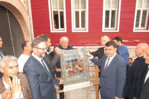 Bursa Nin Ipek Halilari Kumkapi Halilari Sergisi Nde Sergileniyor Bursada Bugun Bursa Bursa Haber Bursa Haberi Bursa Haberleri Bursa