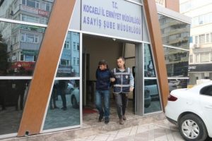 1 dakikada 23 telefon &ccedil;alan hırsız 3 g&uuml;n sonra yakalandı