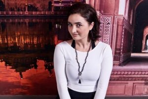 Fadik Sevin Atasoy yoga i&ccedil;in geldi