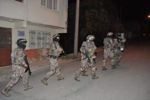 Bursa'daki ter&ouml;r operasyonunda 3 tutuklama!