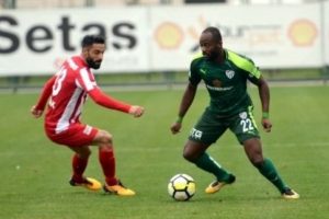 İşte en &ccedil;ok yabancı futbolcu oynatan kul&uuml;pler! Bursaspor...