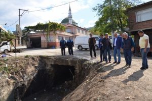 Bursa'da İznik &Ccedil;i&ccedil;ekli Mahallesi'nde dere ıslahı başlıyor