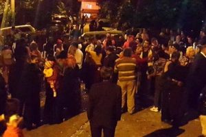 D&uuml;ğ&uuml;nde bı&ccedil;aklı kavga: 2 yaralı
