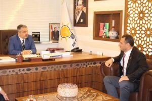 Bursa'da GESİAD'dan siyasi partilere ziyaret