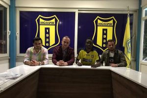 Doğanspor Nijeryalı gen&ccedil; forvet ile imzayı attı