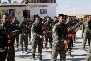 T&uuml;rkiye sınırında skandal YPG t&ouml;ren yaptı!