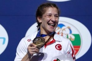 "Futbolun ayakla değil y&uuml;rekle oynandığını g&ouml;sterdiler"