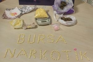 Bursa'da bir ayda uyuşturucudan 66 kişiye tutuklama