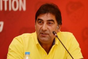 &Uuml;nal Karaman: "Lucescu'yu buraya getiren zihniyeti tartışmalıyız"