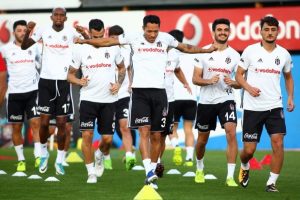 Beşiktaş'ta Gen&ccedil;lerbirliği mesaisi