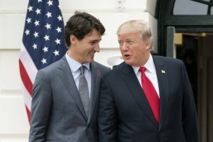 Trump, Trudeau ile bir araya geldi