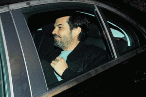 Kenan Doğulu'dan garsonlara azar