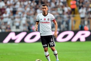 Beşiktaş'tan Oğuzhan a&ccedil;ıklaması!