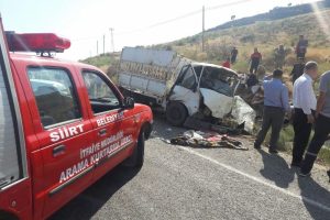 Siirt'te trafik kazası: 2 ölü, 6 yaralı