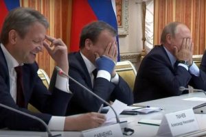 Rus Bakan'ın gafı Putin'i utandırdı